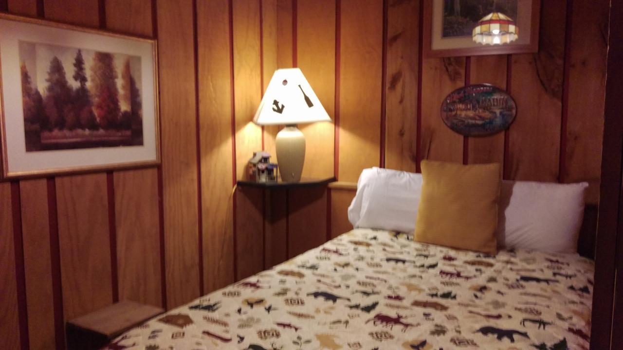 Alpine Motel Branch Luaran gambar